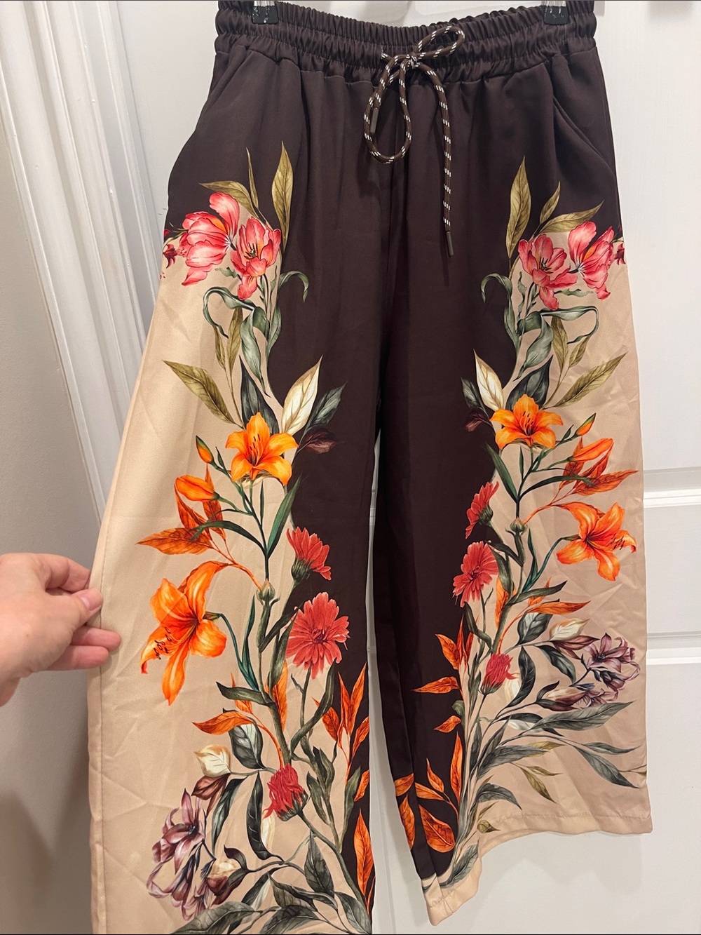 Italian Floral Wide-Leg Drawstring Pants - Brown & Beige